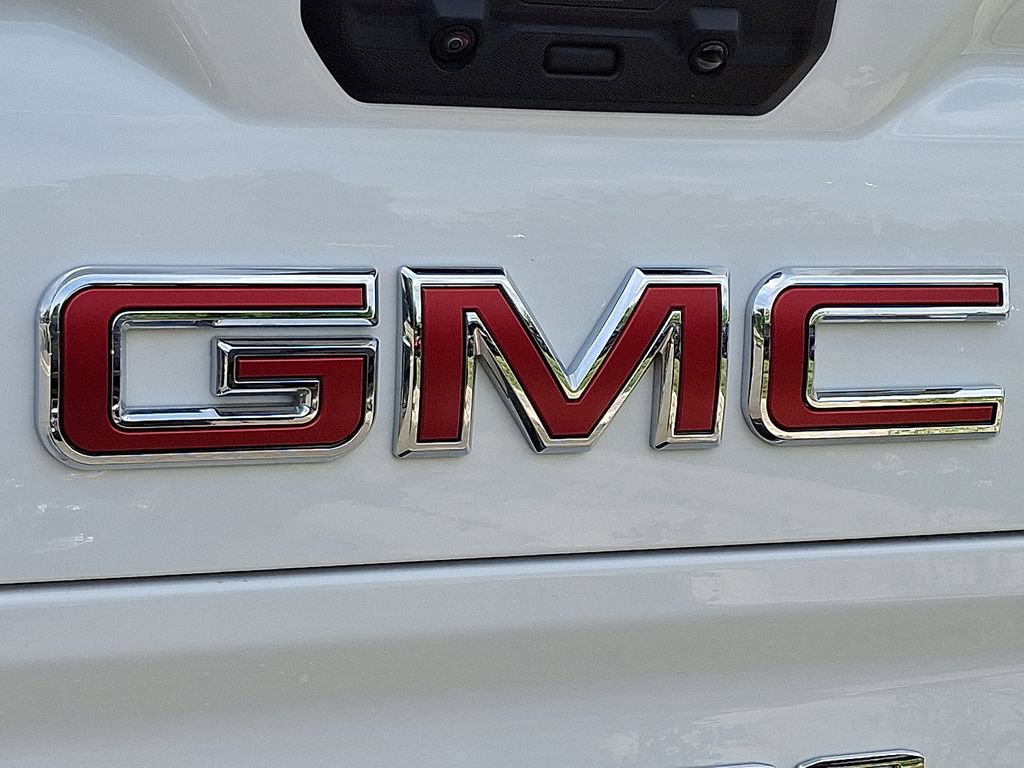 Used 2026 GMC Sierra 1500 SLT AWD/4WD image 28
