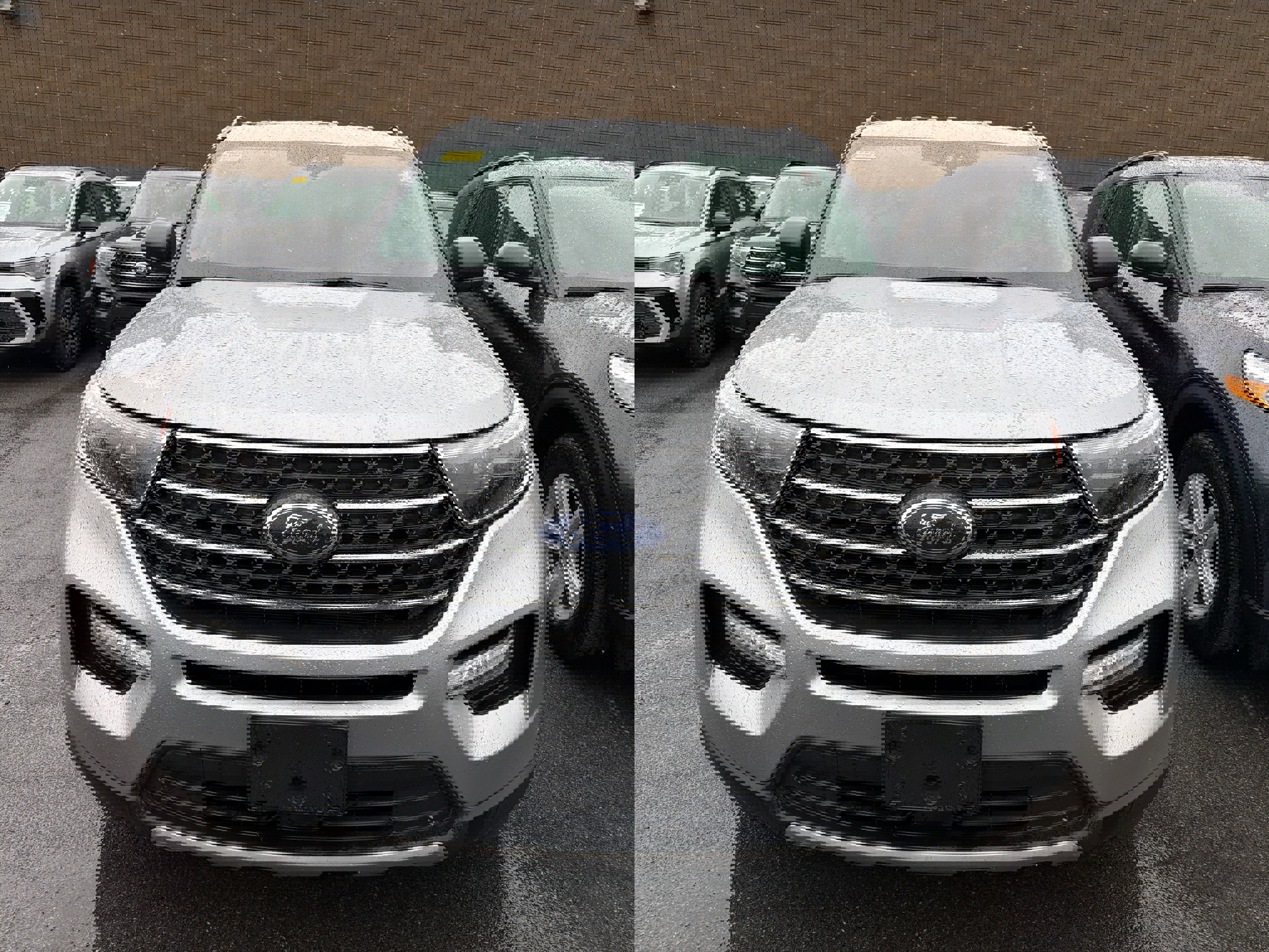 Used 2023 Ford Explorer XLT w/ Equipment Group 202A image 3