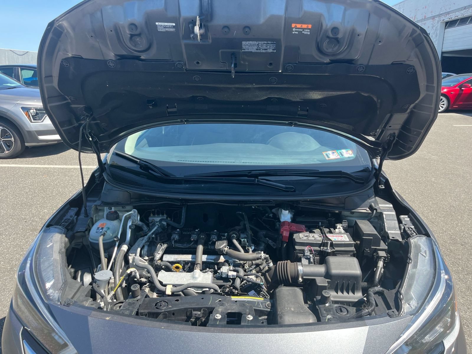 Used 2025 Nissan Versa SV FWD image 31