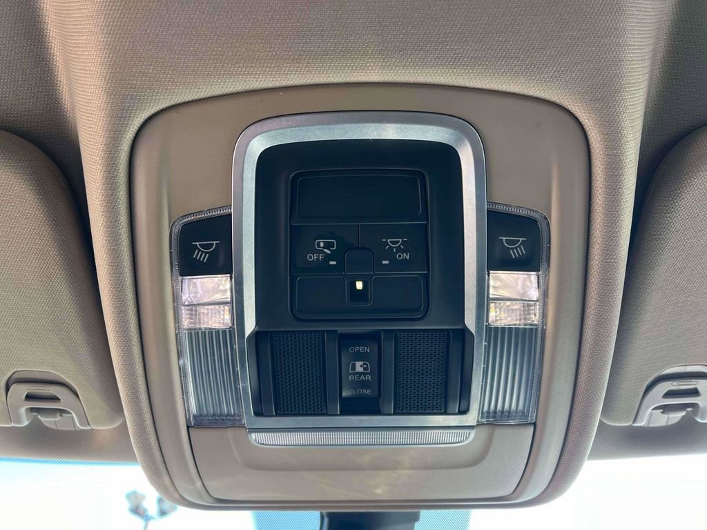 Used 2020 RAM 1500 Laramie w/ Off Road Group image 23