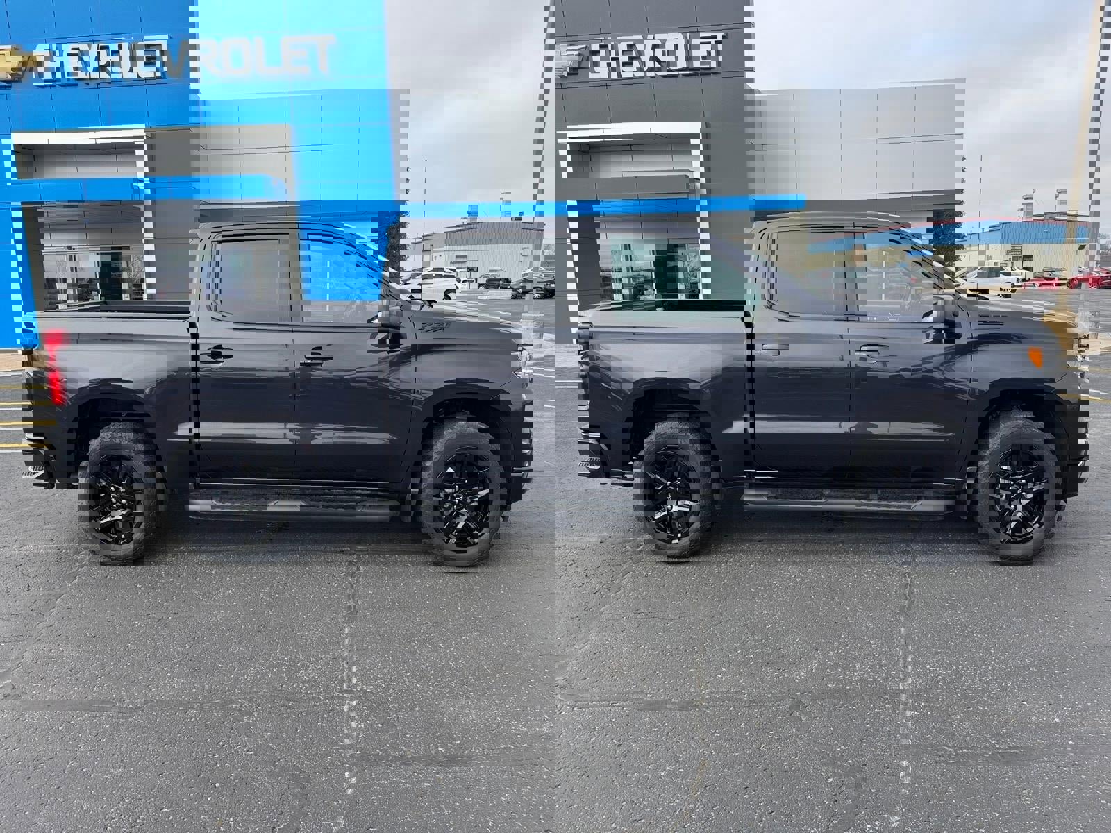 Certified 2024 Chevrolet Silverado 1500 RST w/ Convenience Package II image 2