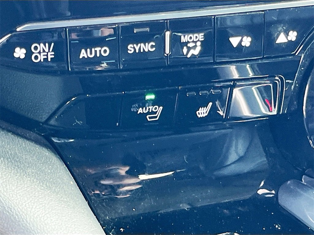 Used 2023 Acura MDX SH-AWD w/ Technology Package image 20