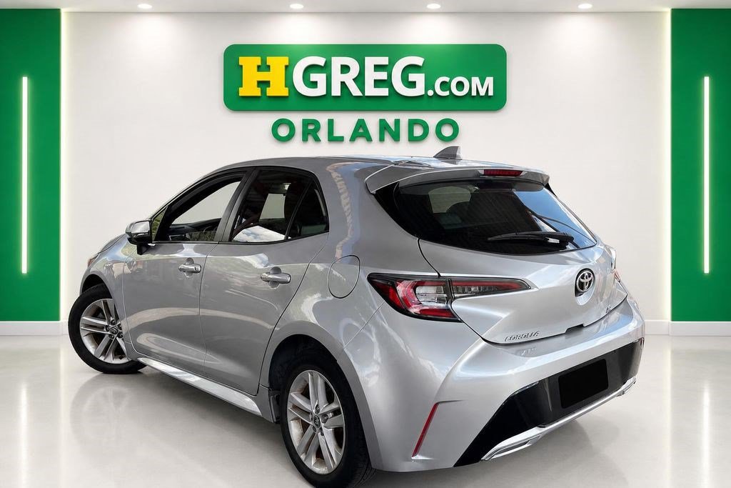 Used 2022 Toyota Corolla SE w/ SE Preferred Package FWD image 2