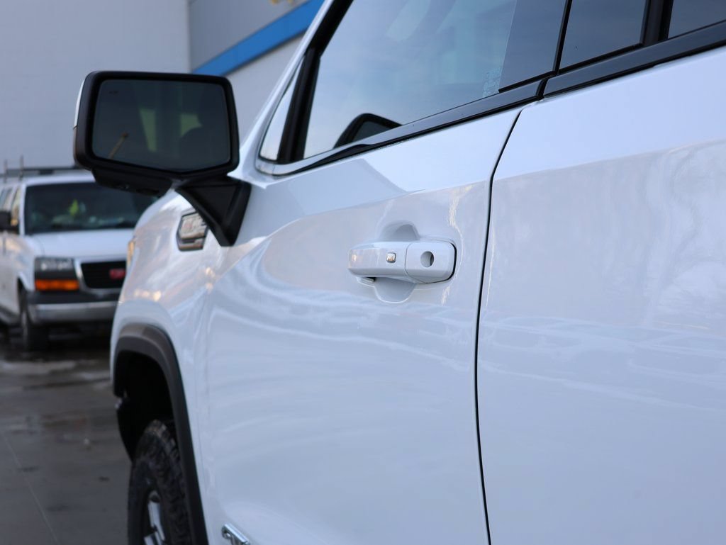 New 2025 GMC Sierra 1500 AT4X AWD/4WD image 10