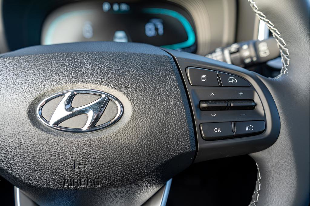 New 2026 Hyundai Venue SEL FWD image 26
