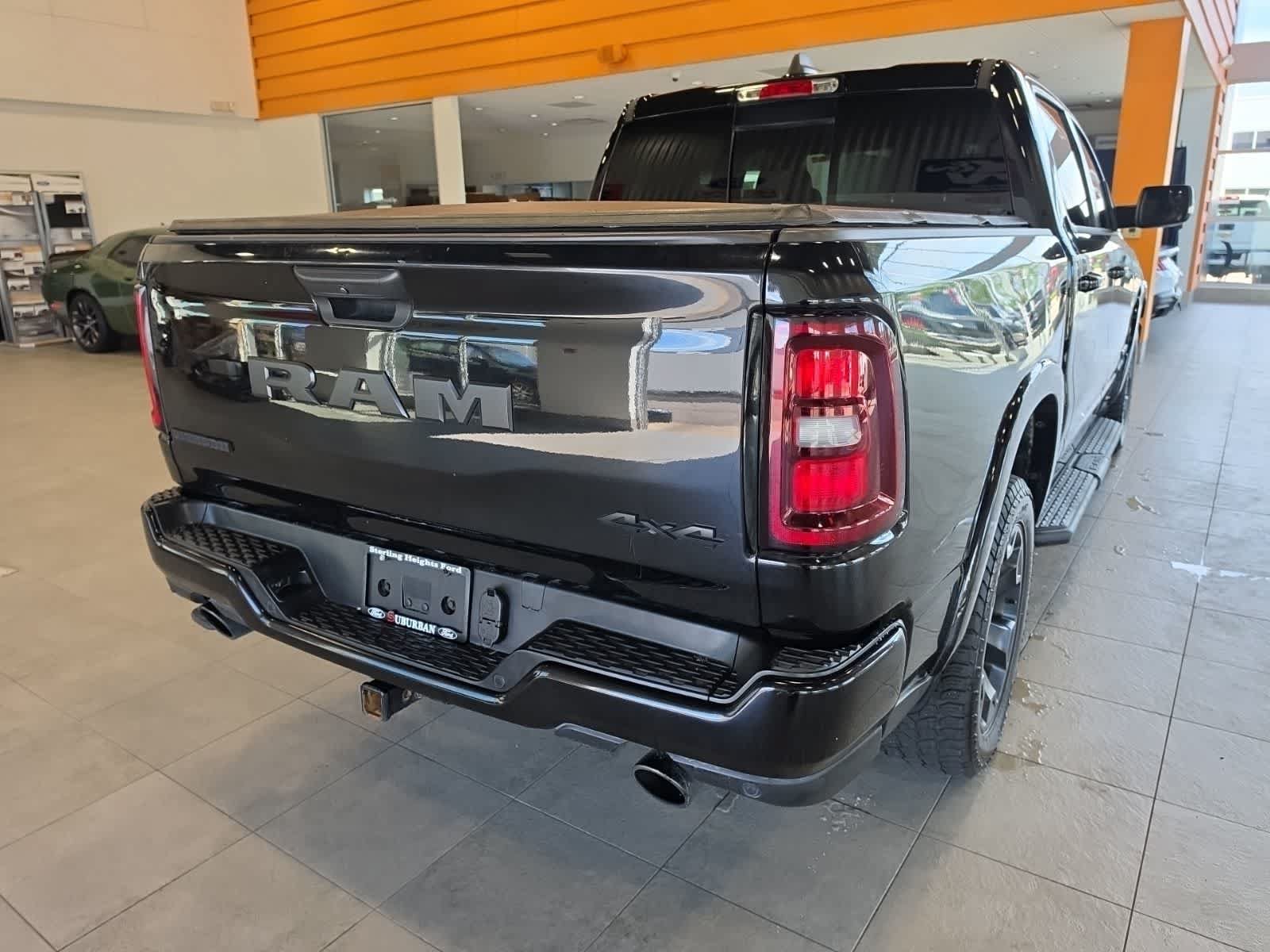 Used 2025 RAM 1500 Big Horn AWD/4WD image 9