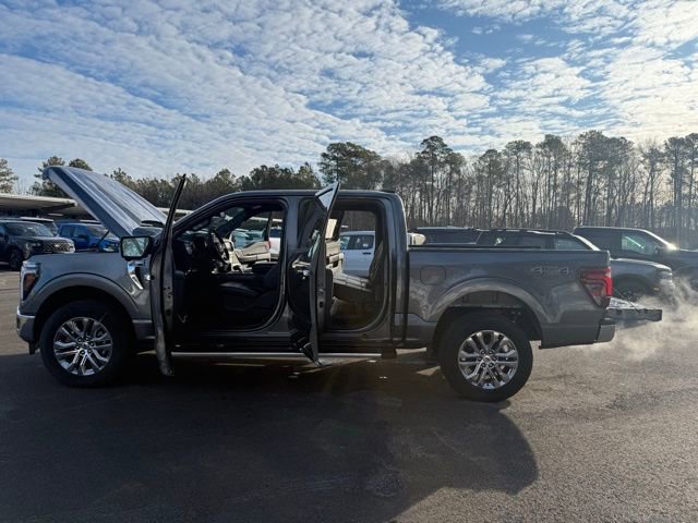 New 2025 Ford F150 Lariat w/ Equipment Group 501A Mid image 25