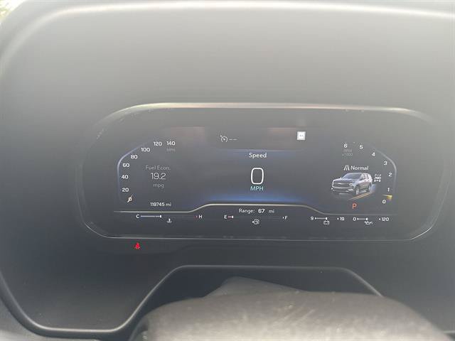 Used 2022 Chevrolet Suburban LT AWD/4WD image 10