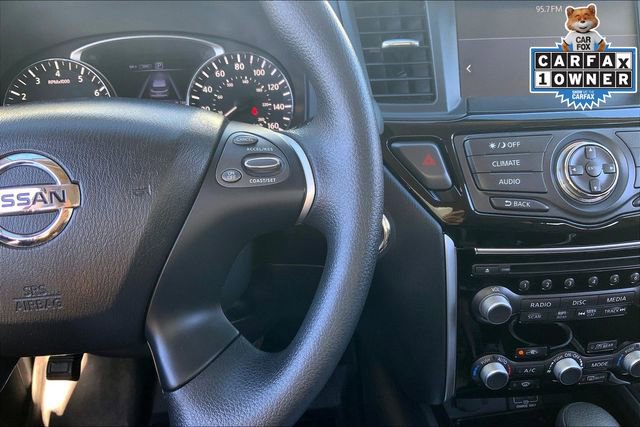 Used 2018 Nissan Pathfinder S image 19