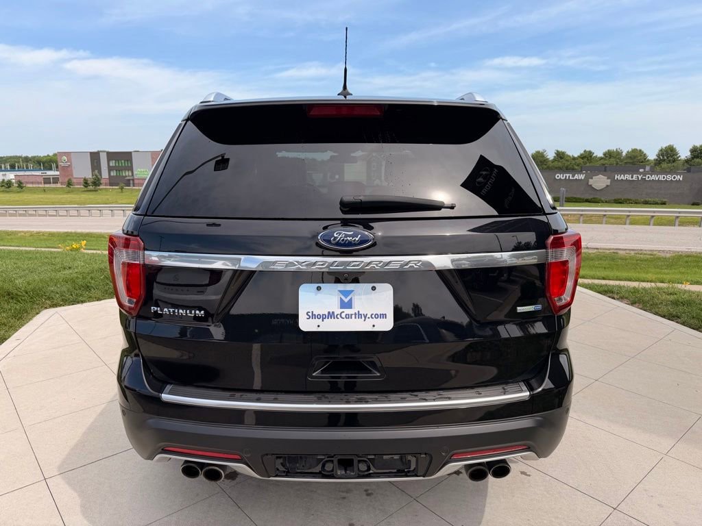 Used 2019 Ford Explorer Platinum AWD/4WD image 4