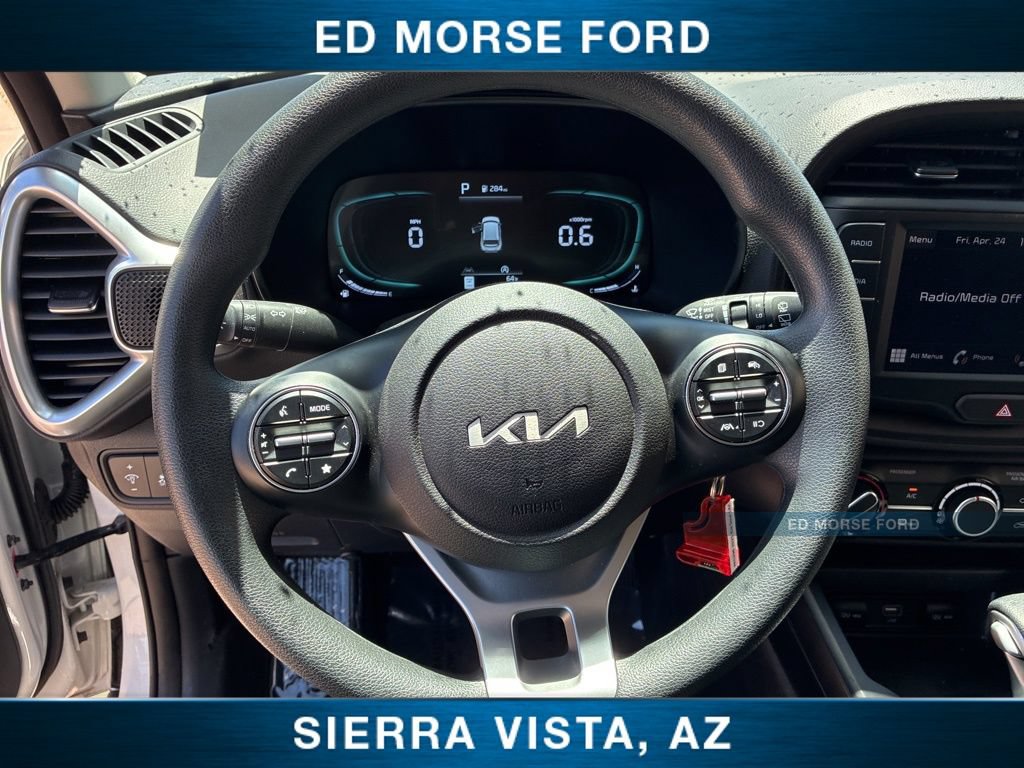 Certified 2025 Kia Soul LX FWD image 22