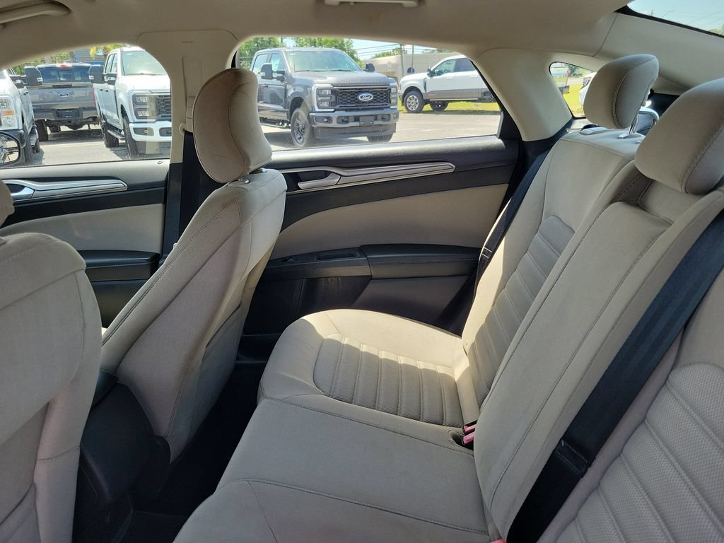 Used 2018 Ford Fusion S FWD image 14