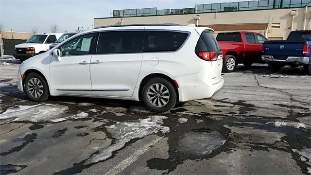 Used 2020 Chrysler Pacifica Touring-L Plus w/ Advanced Safetytec Group image 6