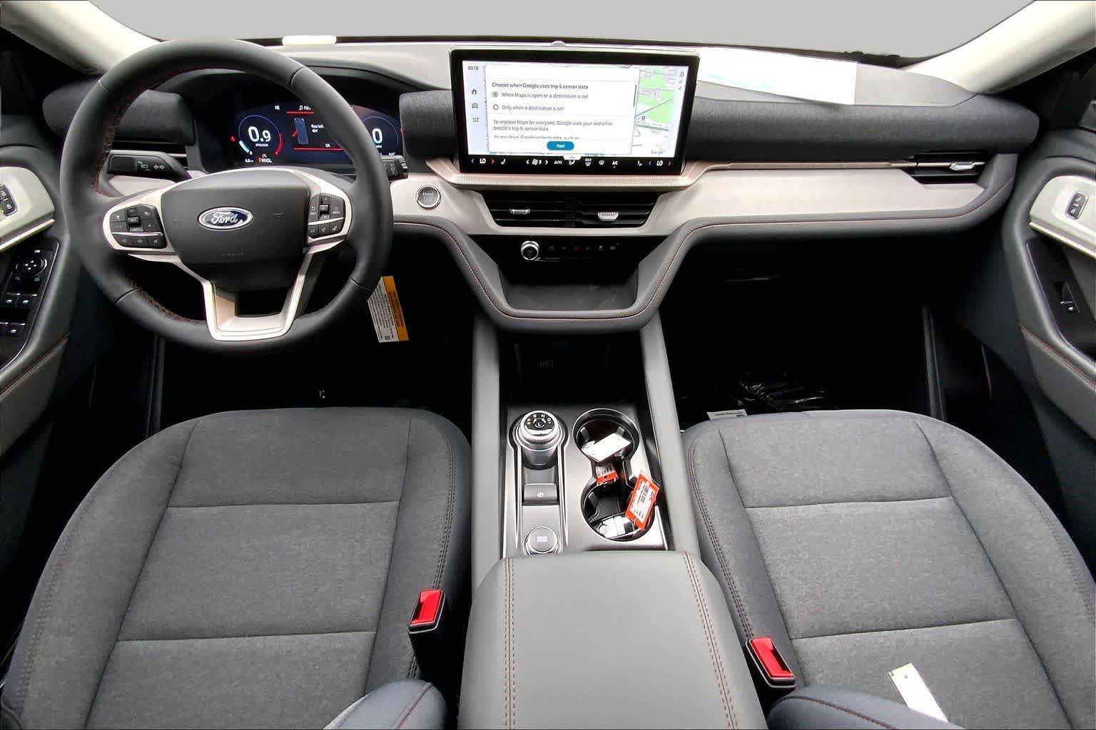 New 2026 Ford Explorer Active RWD image 12