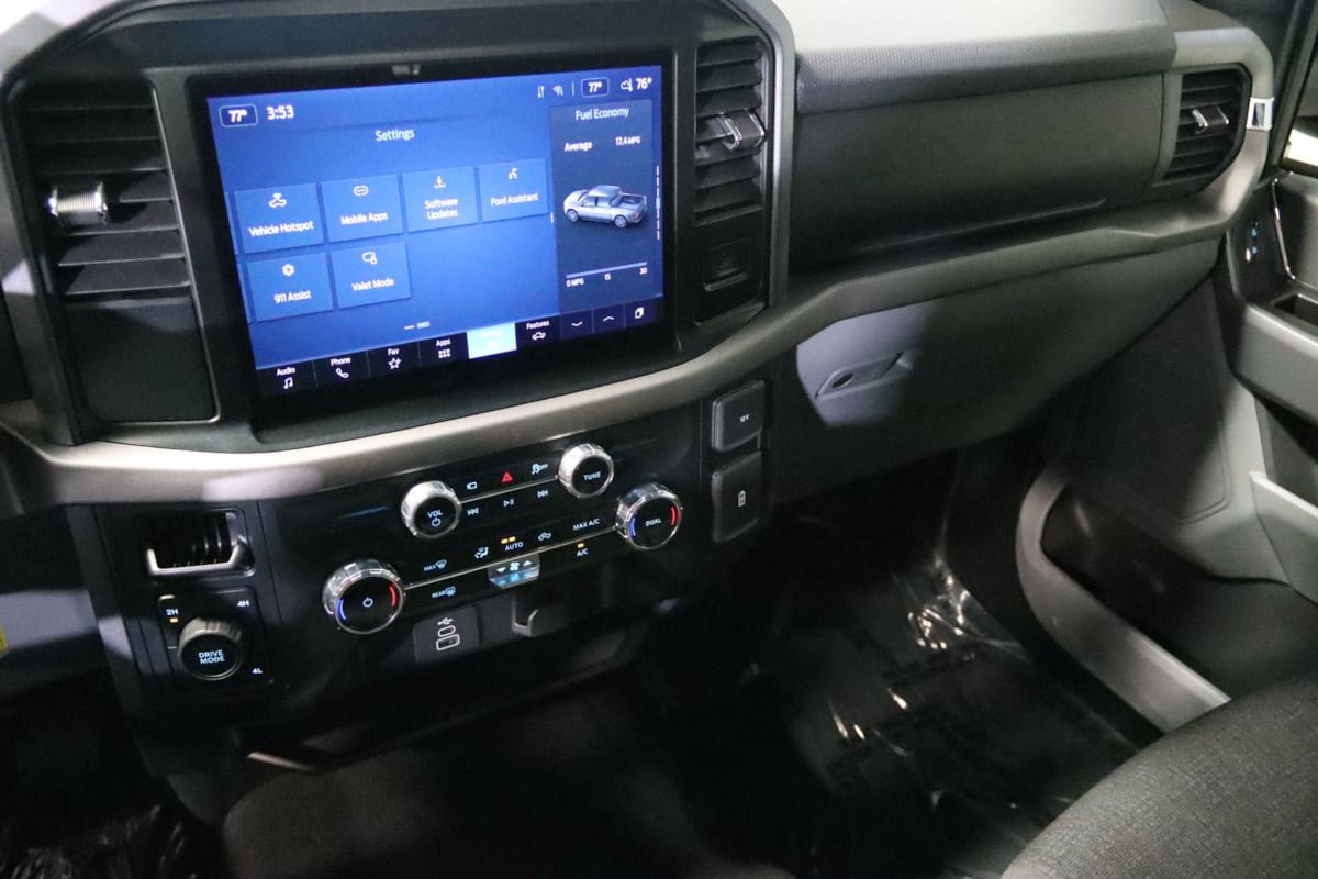 Used 2025 Ford F150 XLT w/ Equipment Group 301A Standard AWD/4WD image 52