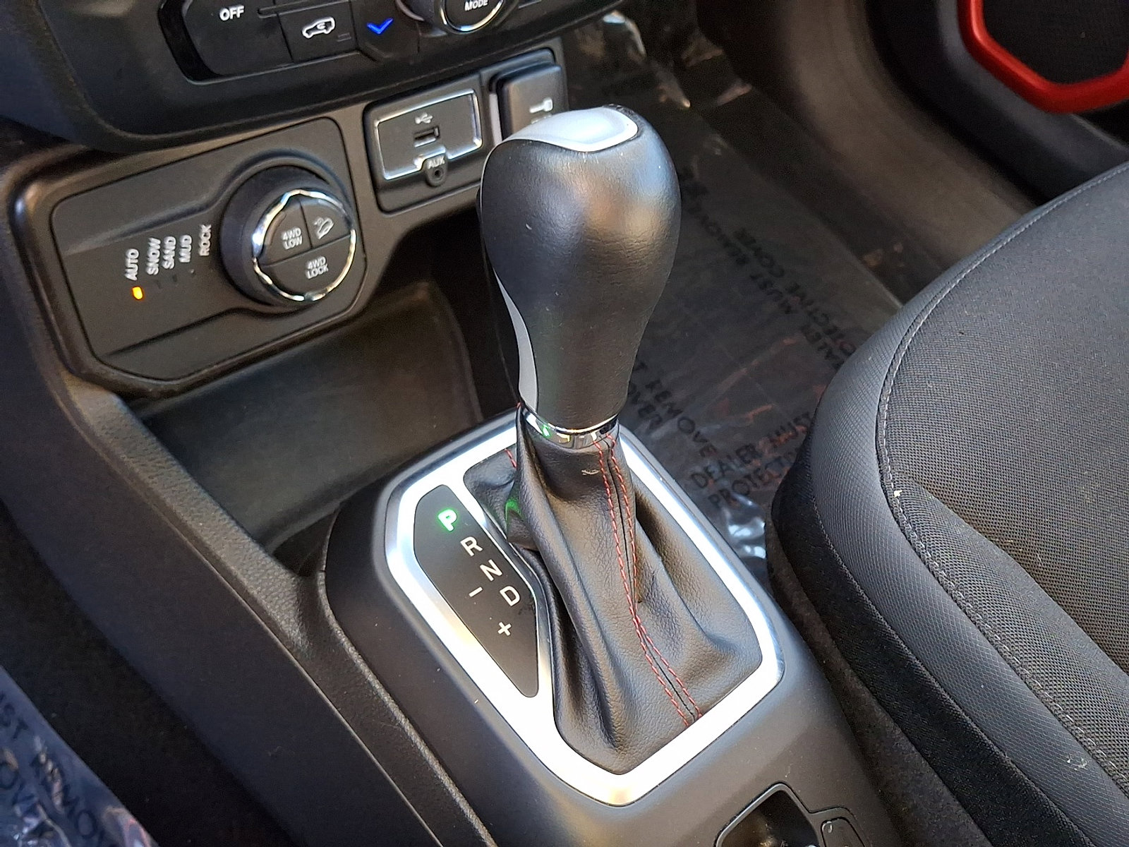 Used 2023 Jeep Renegade Trailhawk image 15