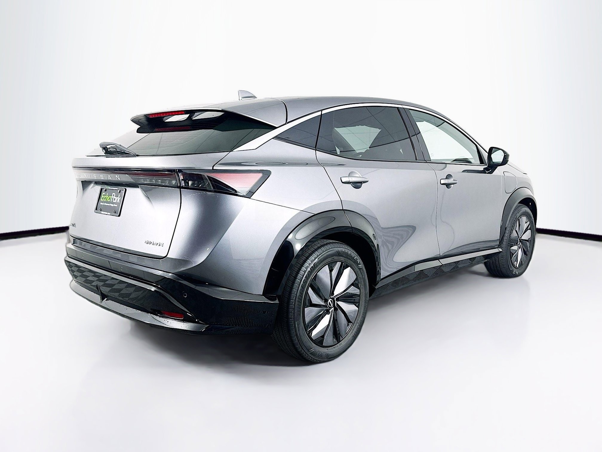 Used 2023 Nissan Ariya FWD image 9