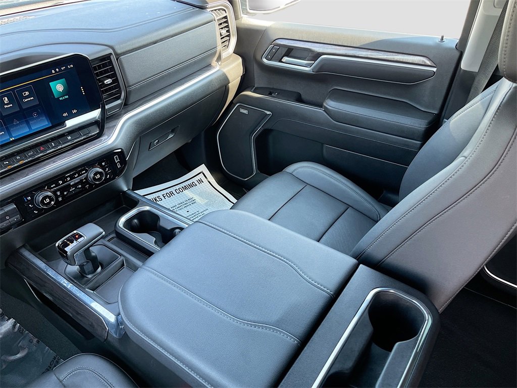 Used 2024 Chevrolet Silverado 1500 LTZ image 24