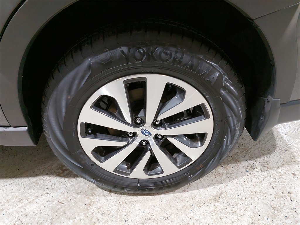 Certified 2025 Subaru Outback Premium w/ Popular Package #1A image 33