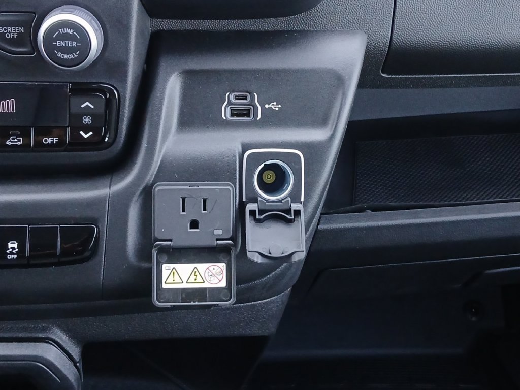 New 2026 RAM ProMaster 1500 w/ Convenience Group FWD image 6