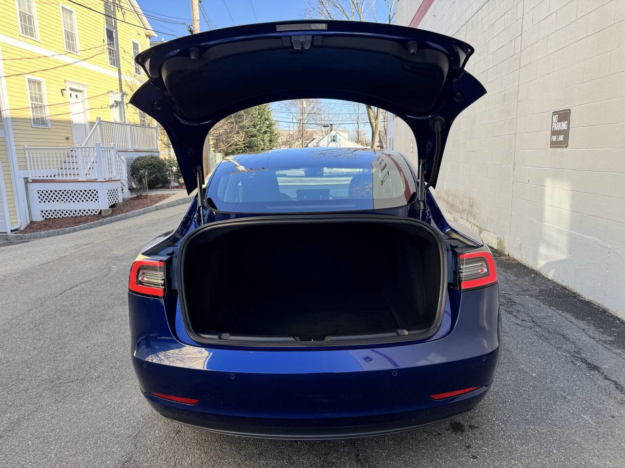 Used 2018 Tesla Model 3 Long Range image 10