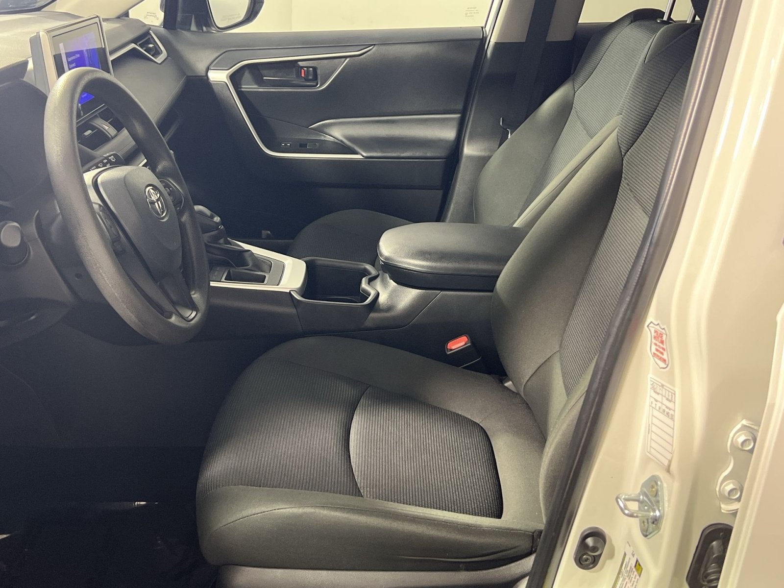 Used 2025 Toyota RAV4 LE FWD image 13