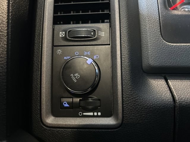 Used 2018 RAM 1500 Express w/ Express Value Package AWD/4WD image 64