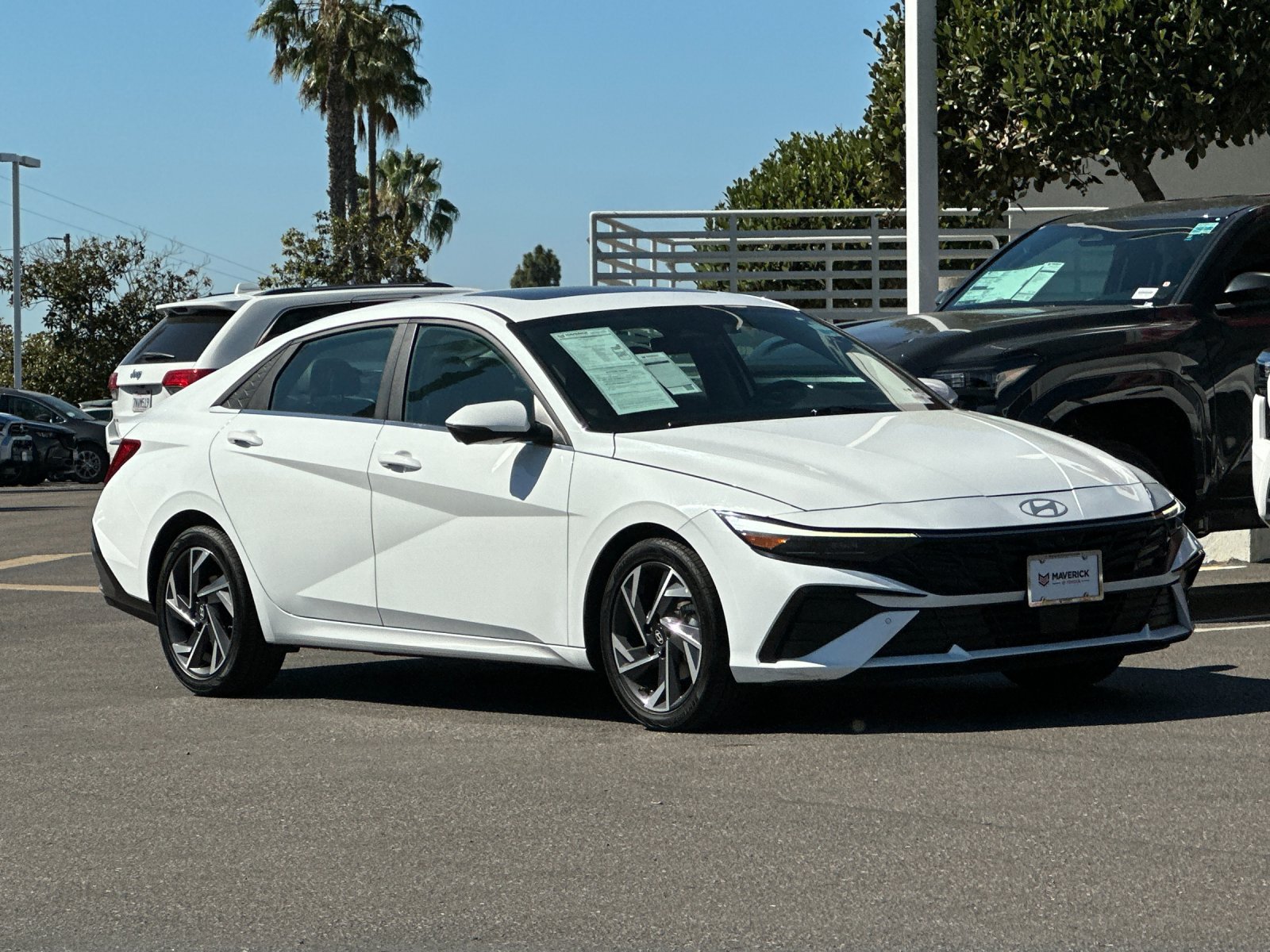 Used 2024 Hyundai Elantra Limited FWD image 8