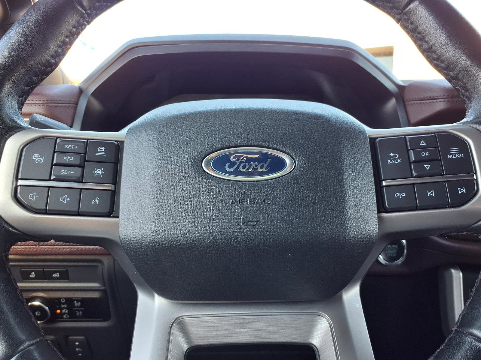 Used 2023 Ford Expedition Limited image 17