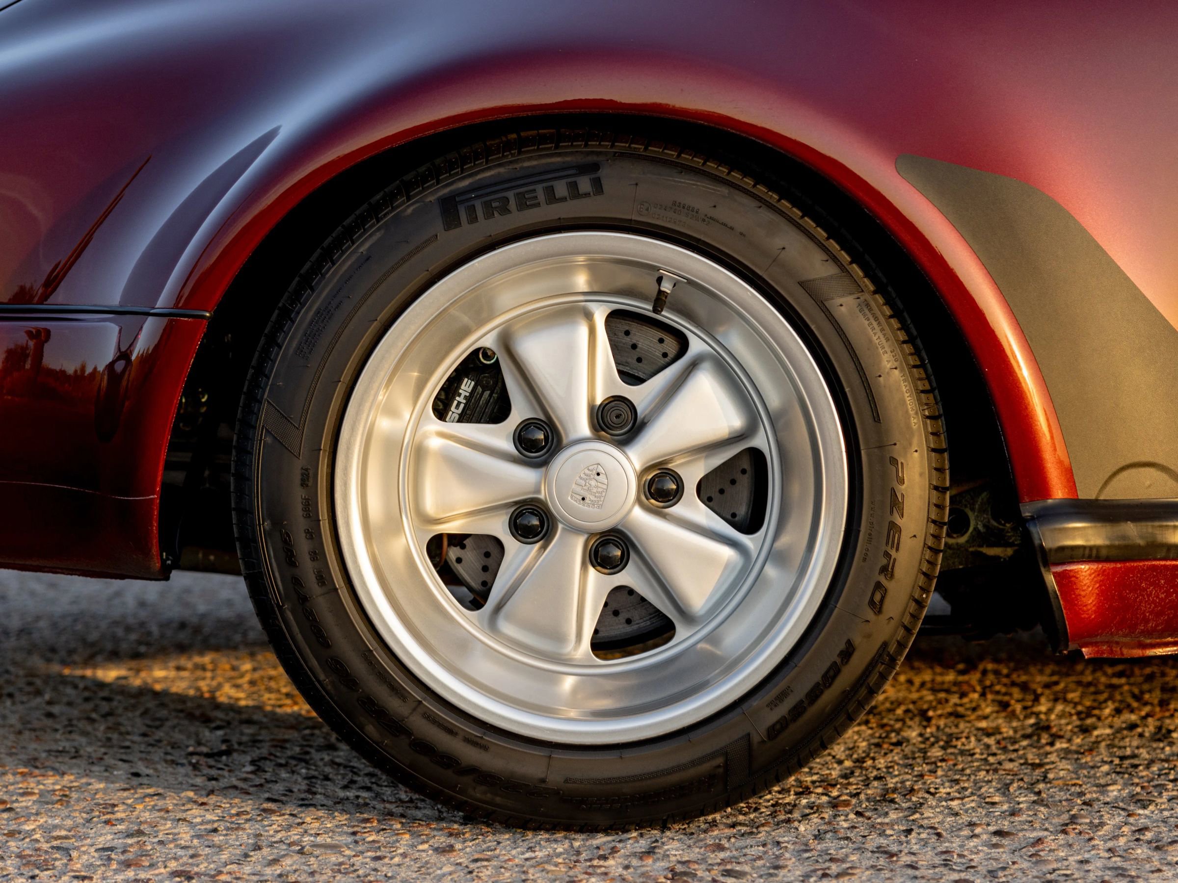 Used 1989 Porsche 911 Carrera RWD image 32