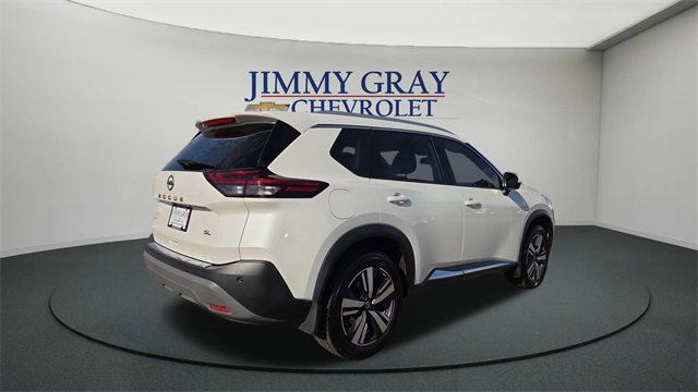 Used 2021 Nissan Rogue SL image 3