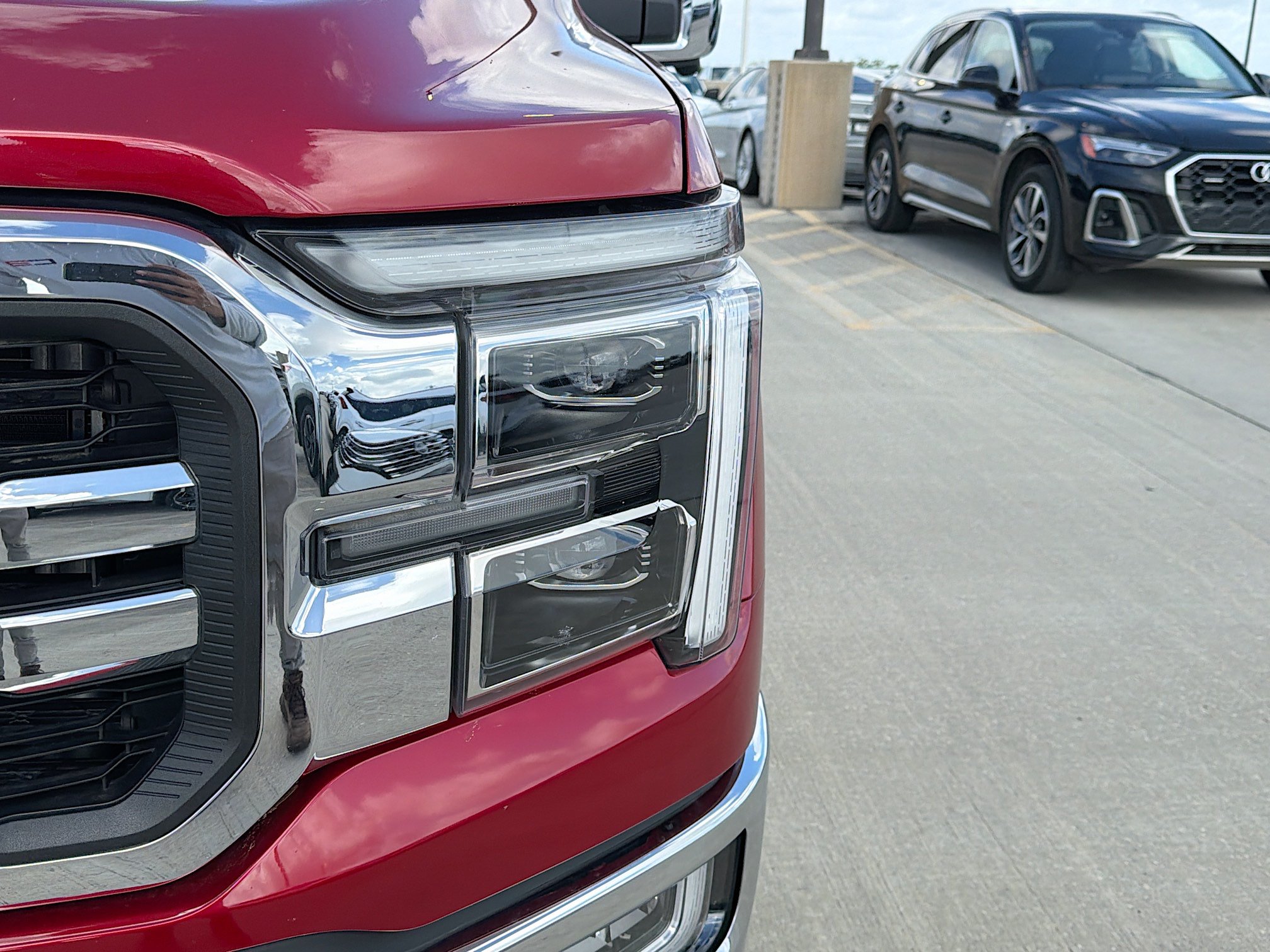 Used 2024 Ford F150 Lariat w/ Tow/Haul Package AWD/4WD image 37
