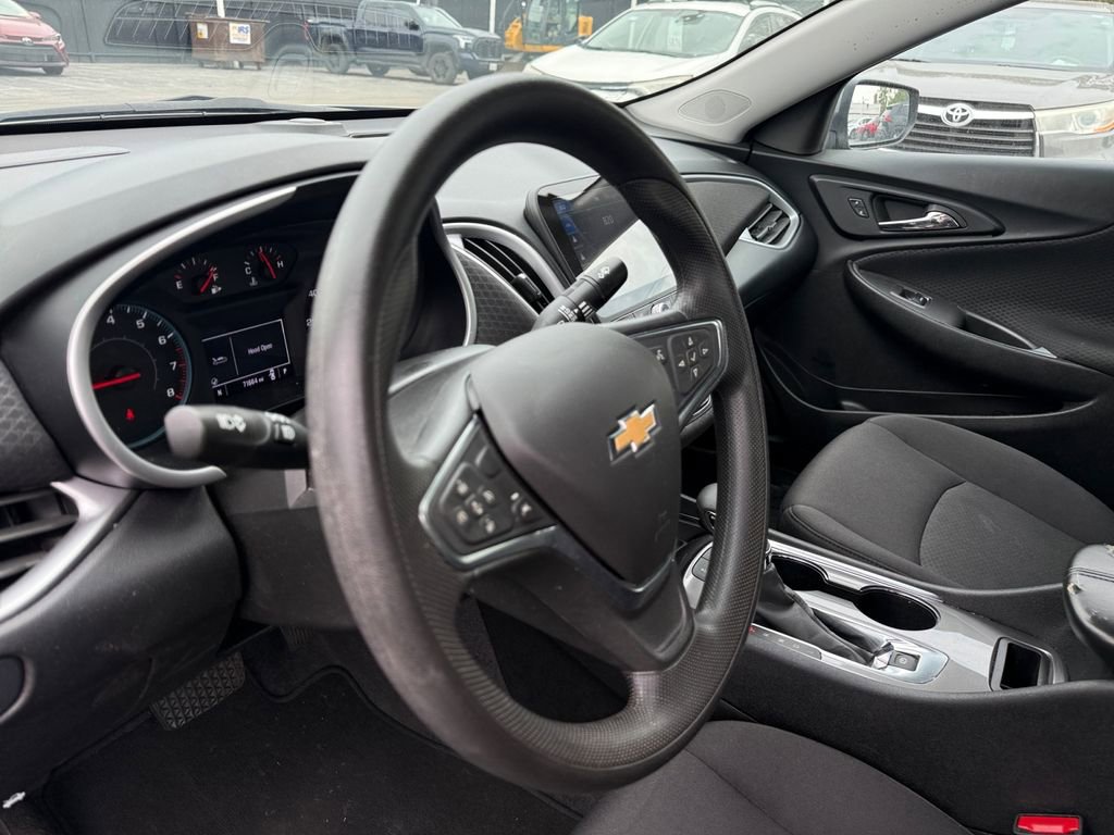 Used 2024 Chevrolet Malibu LT FWD image 27