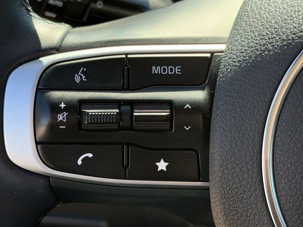 Used 2025 Kia K5 GT-Line w/ GT-Line Premium Package FWD image 23