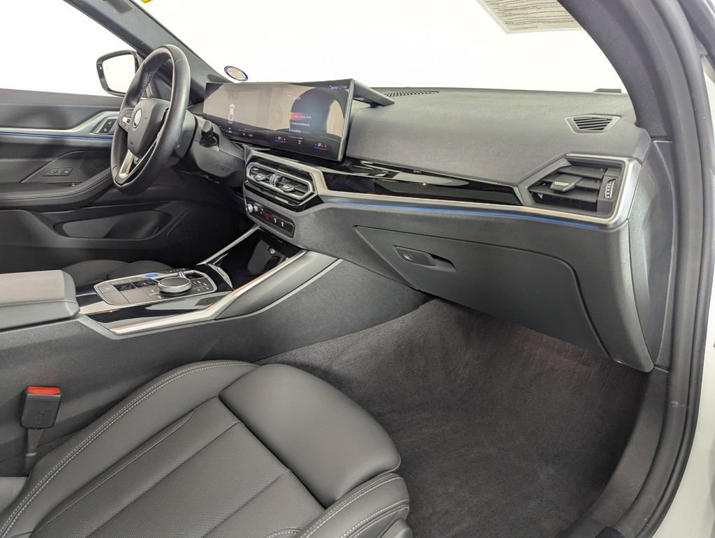 Used 2023 BMW i4 eDrive40 w/ Premium Package image 35