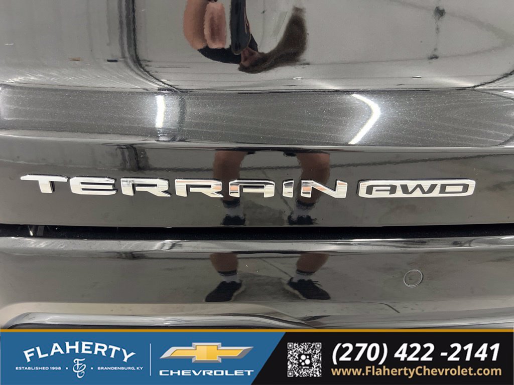 Used 2026 GMC Terrain Denali AWD/4WD image 18
