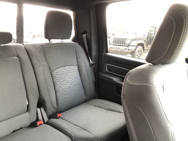 New 2026 RAM 3500 Big Horn AWD/4WD image 16