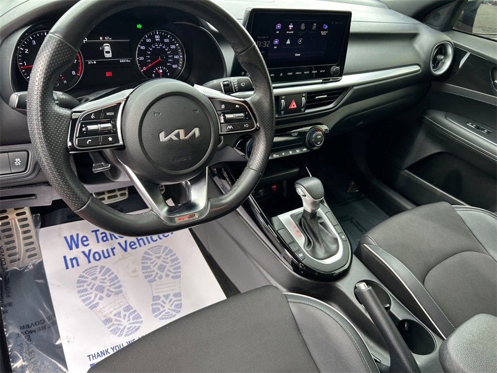 Used 2023 Kia Forte GT-Line image 11