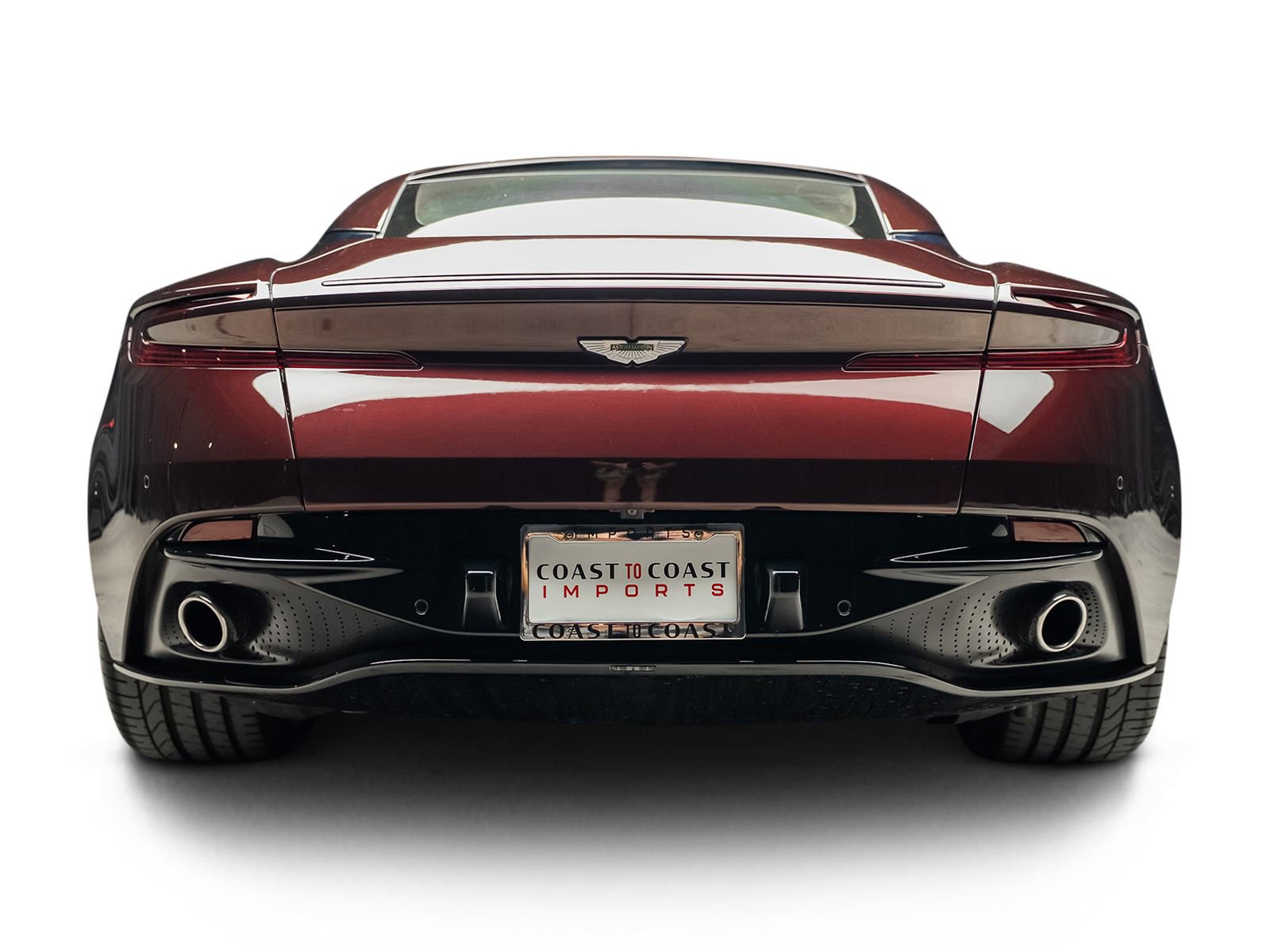 Used 2017 Aston Martin DB11 V12 RWD image 16