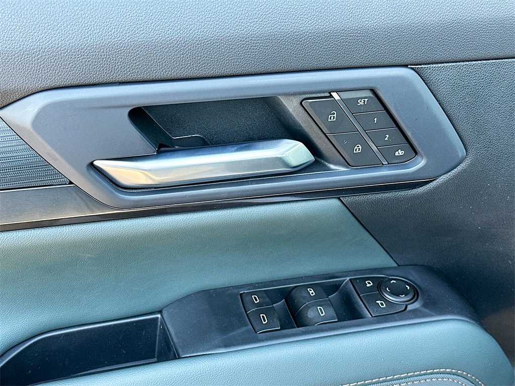 New 2026 GMC Terrain AT4 w/ Convenience Package III image 21