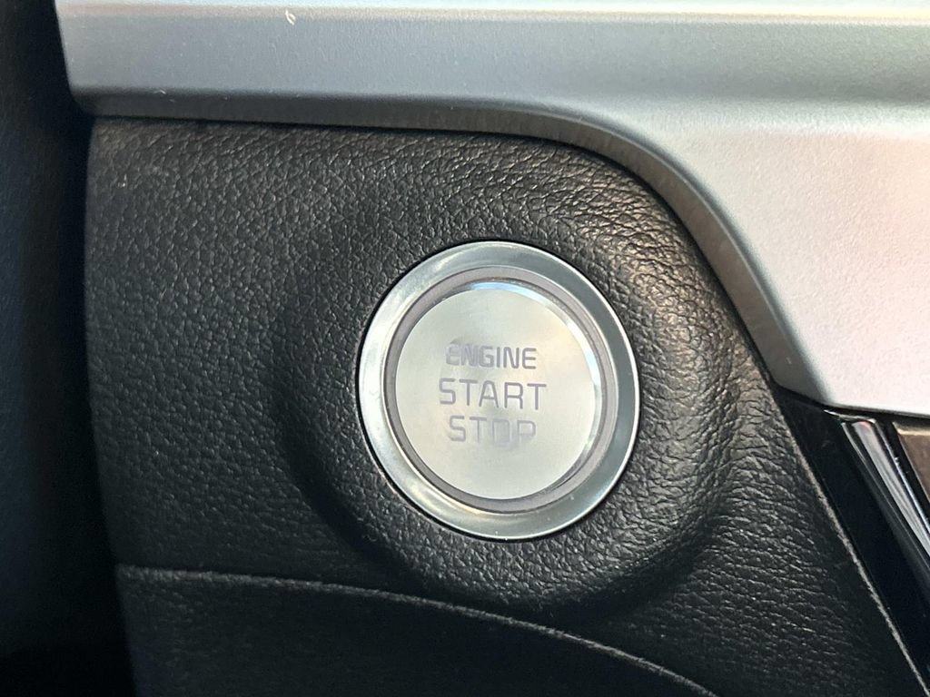 Used 2025 Kia Telluride S AWD/4WD image 33