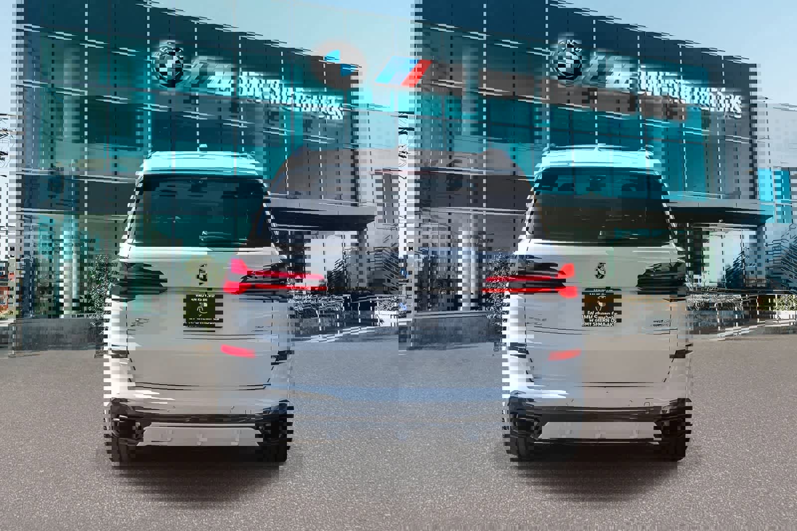 Used 2026 BMW X5 sDrive40i w/ M Sport Package RWD image 5