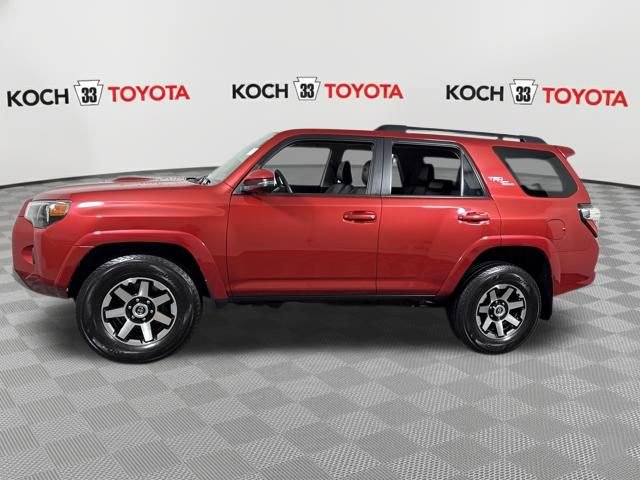 Used 2022 Toyota 4Runner TRD Off-Road Premium image 4