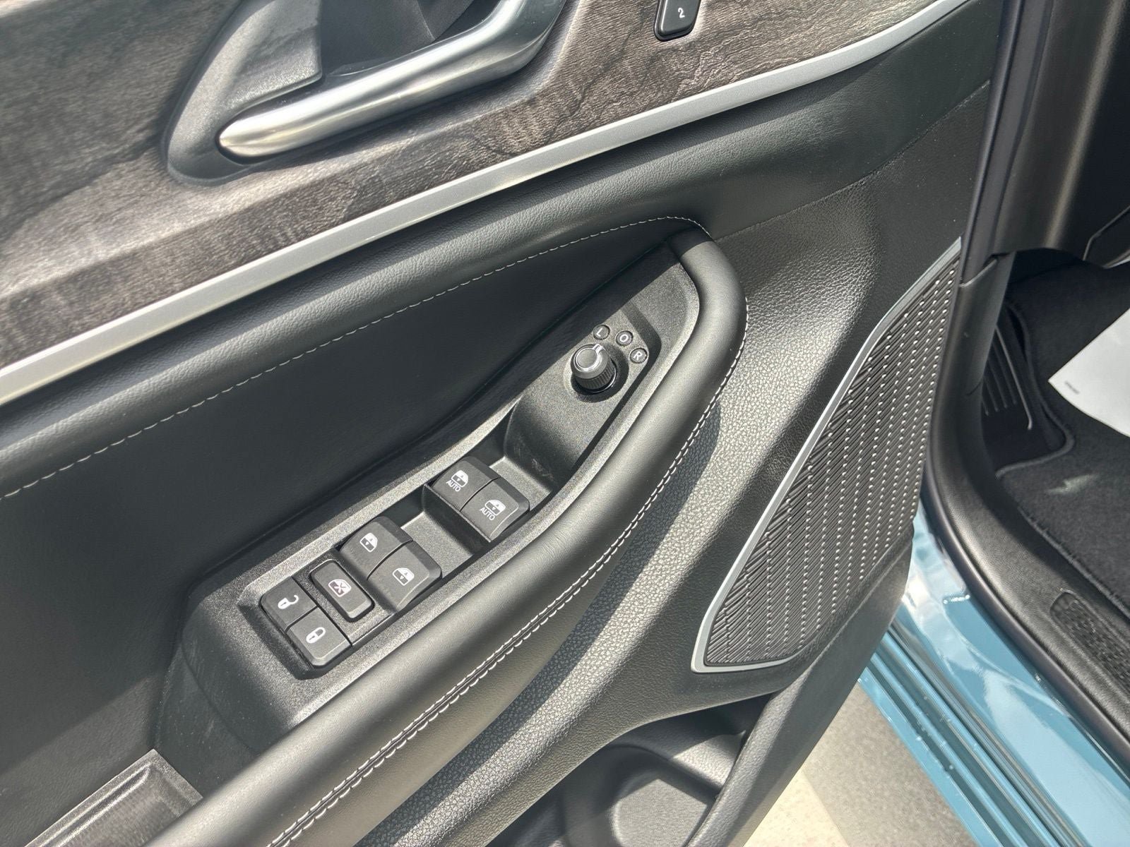 New 2026 Jeep Grand Cherokee L Limited AWD/4WD image 14