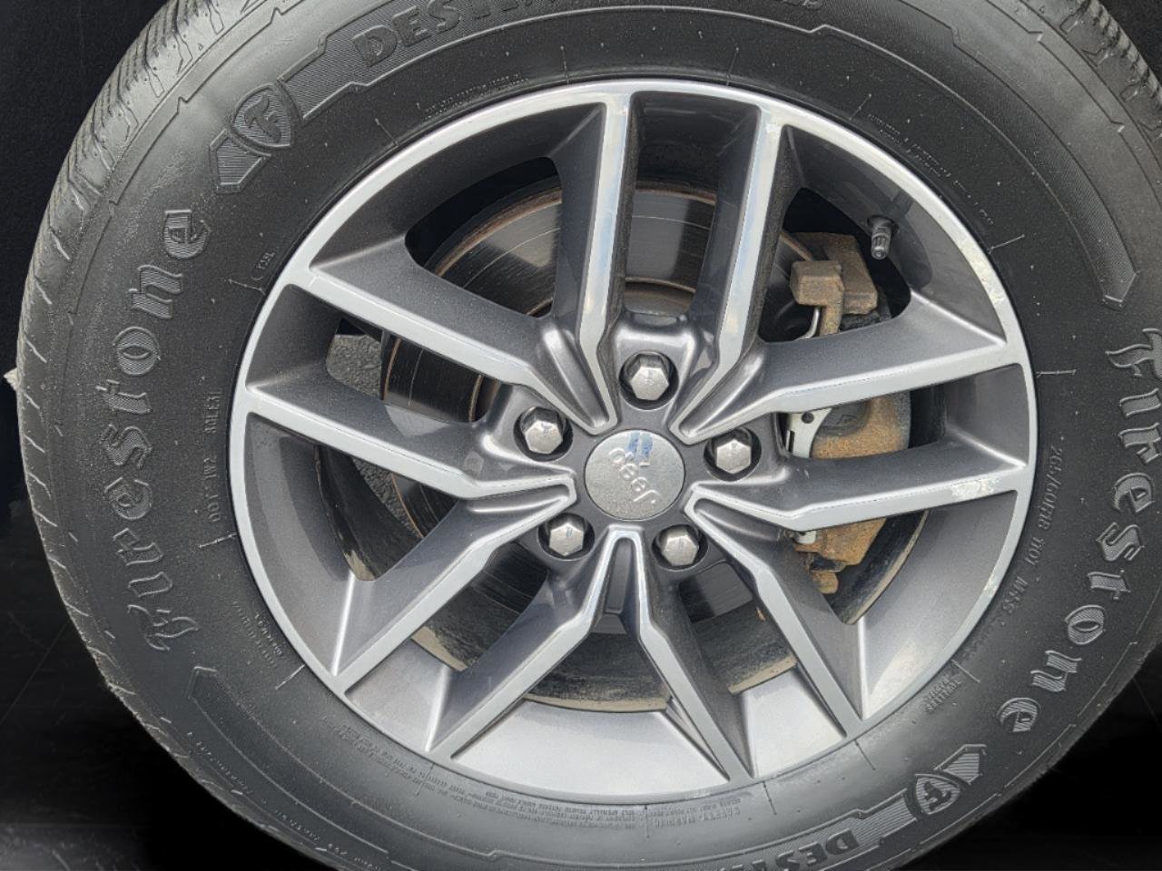 Used 2018 Jeep Grand Cherokee Limited AWD/4WD image 33