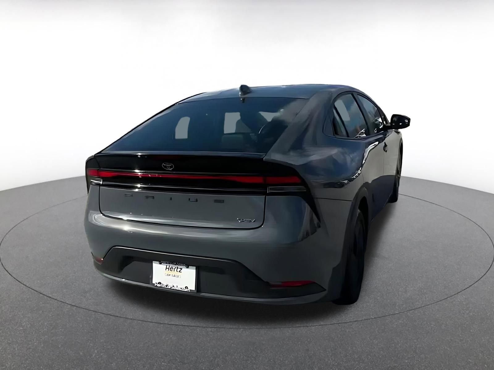 Used 2025 Toyota Prius LE image 14