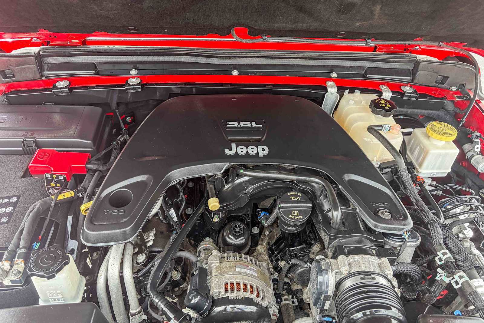 Used 2020 Jeep Gladiator Overland image 26