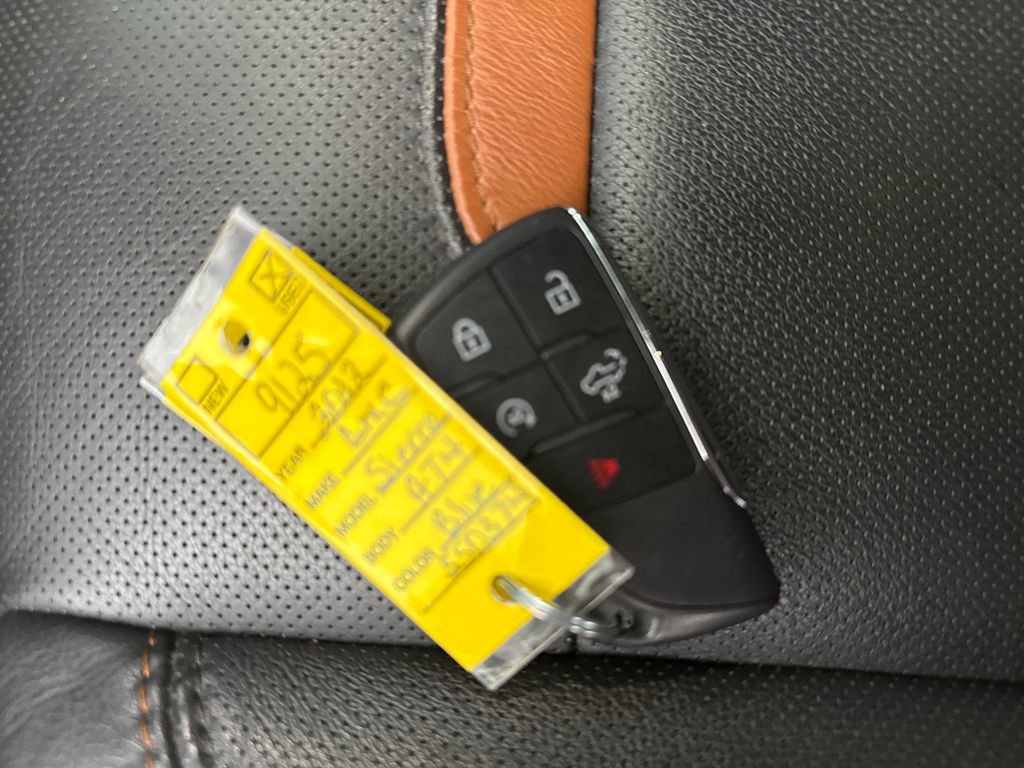 Used 2022 GMC Sierra 1500 AT4 w/ AT4 Preferred Package image 36