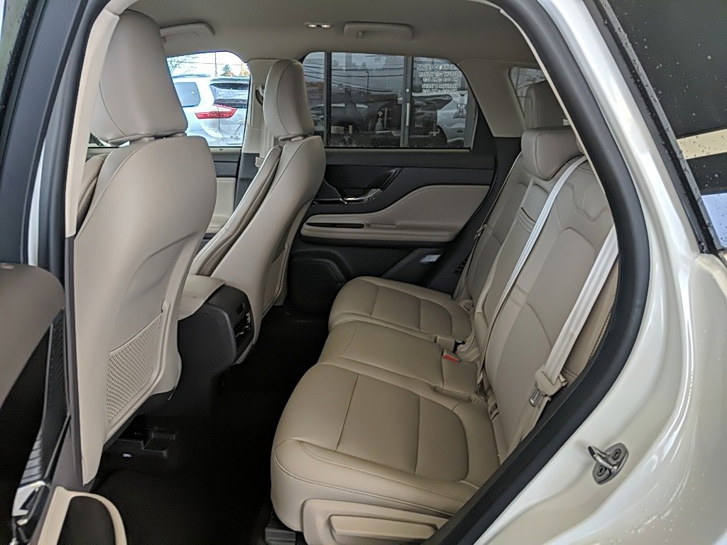 Certified 2021 Lincoln Corsair FWD w/ Equipment Group 101A image 11