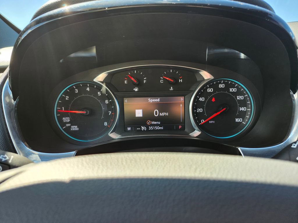 Used 2023 Chevrolet Traverse RS image 11